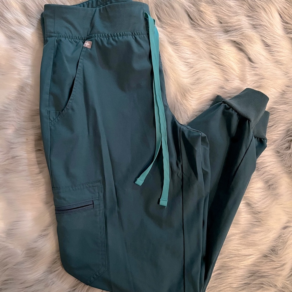 Figs fionlite small petite Zamora jogger
